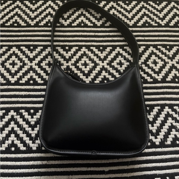 Coach curve zip - Picture 1 of 4